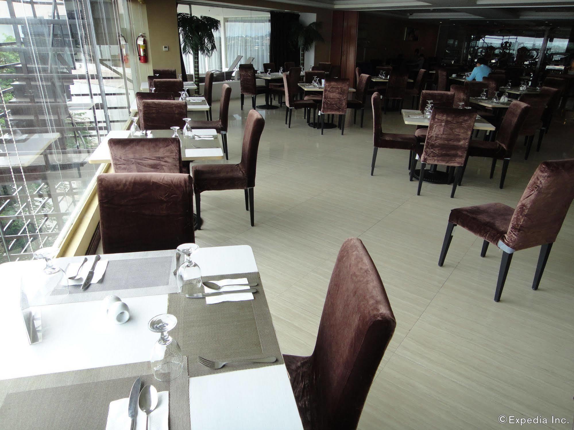 Sunlight Hotel Puerto Princesa Zewnętrze zdjęcie