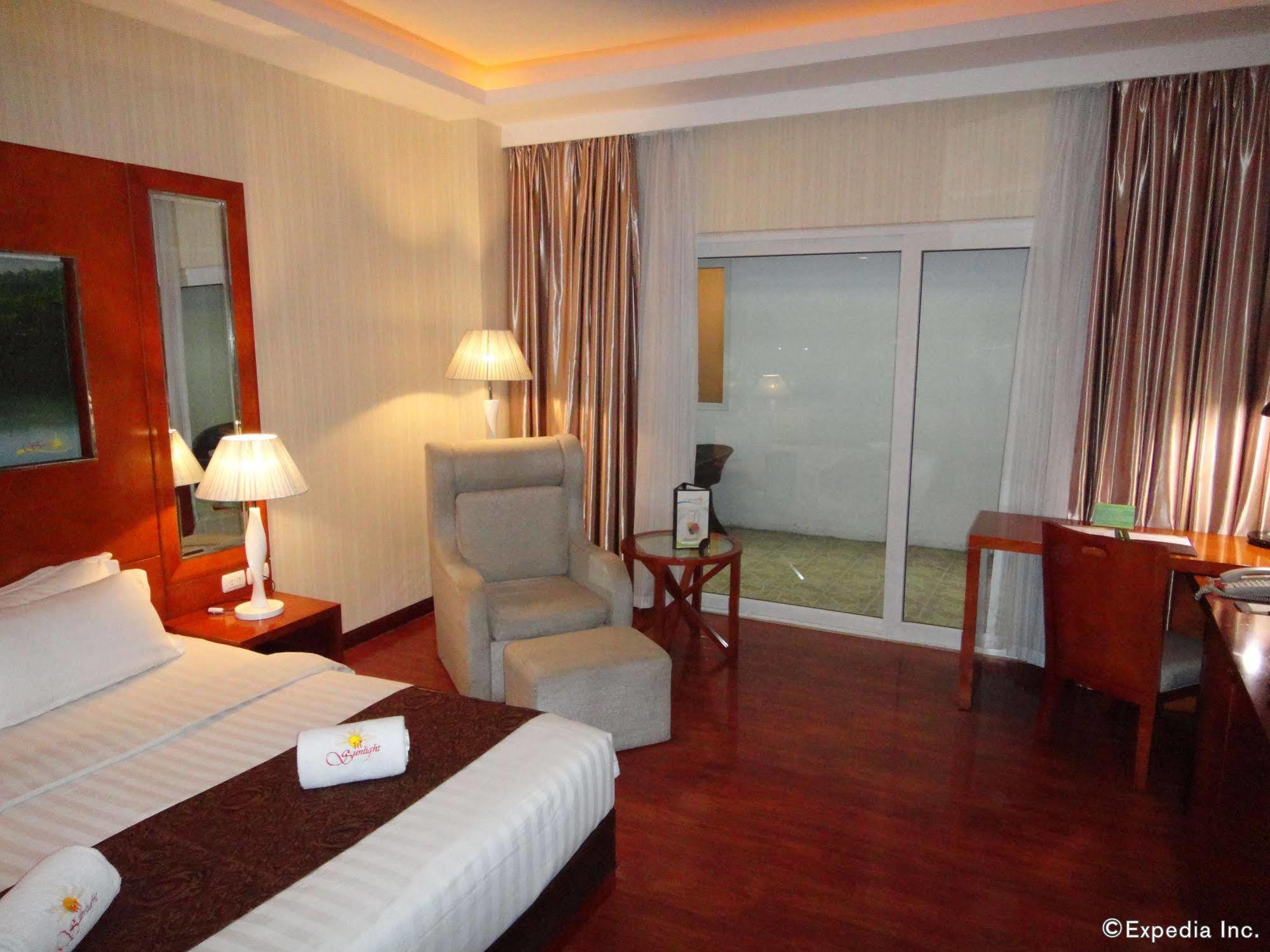 Sunlight Hotel Puerto Princesa Zewnętrze zdjęcie