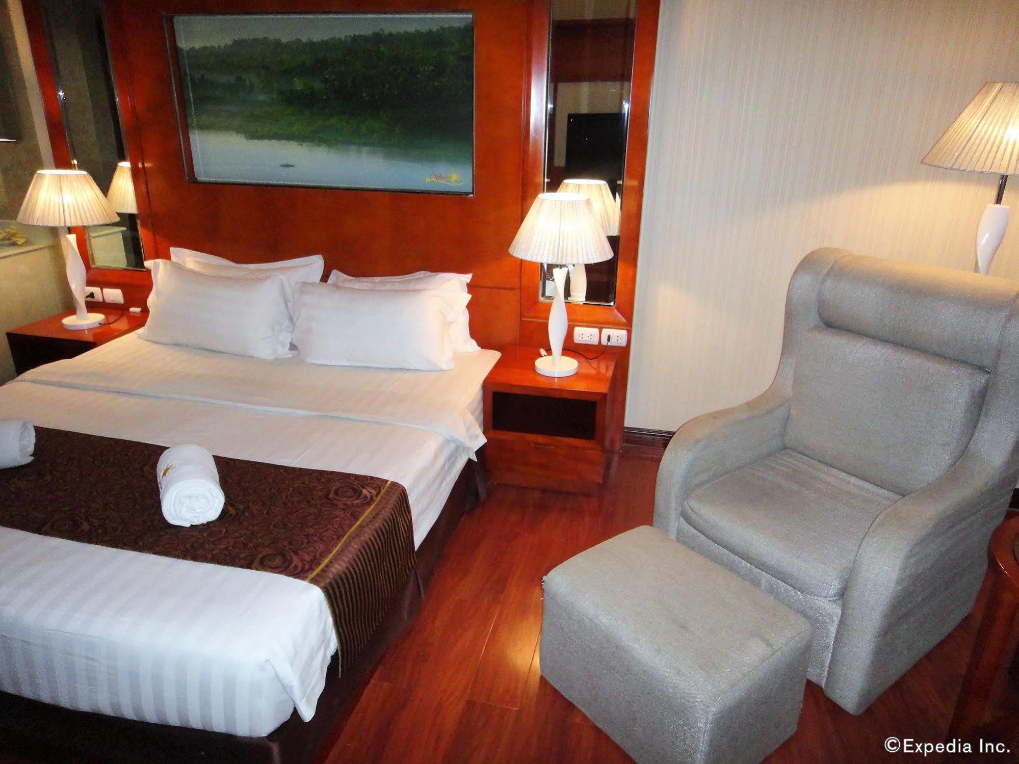 Sunlight Hotel Puerto Princesa Zewnętrze zdjęcie