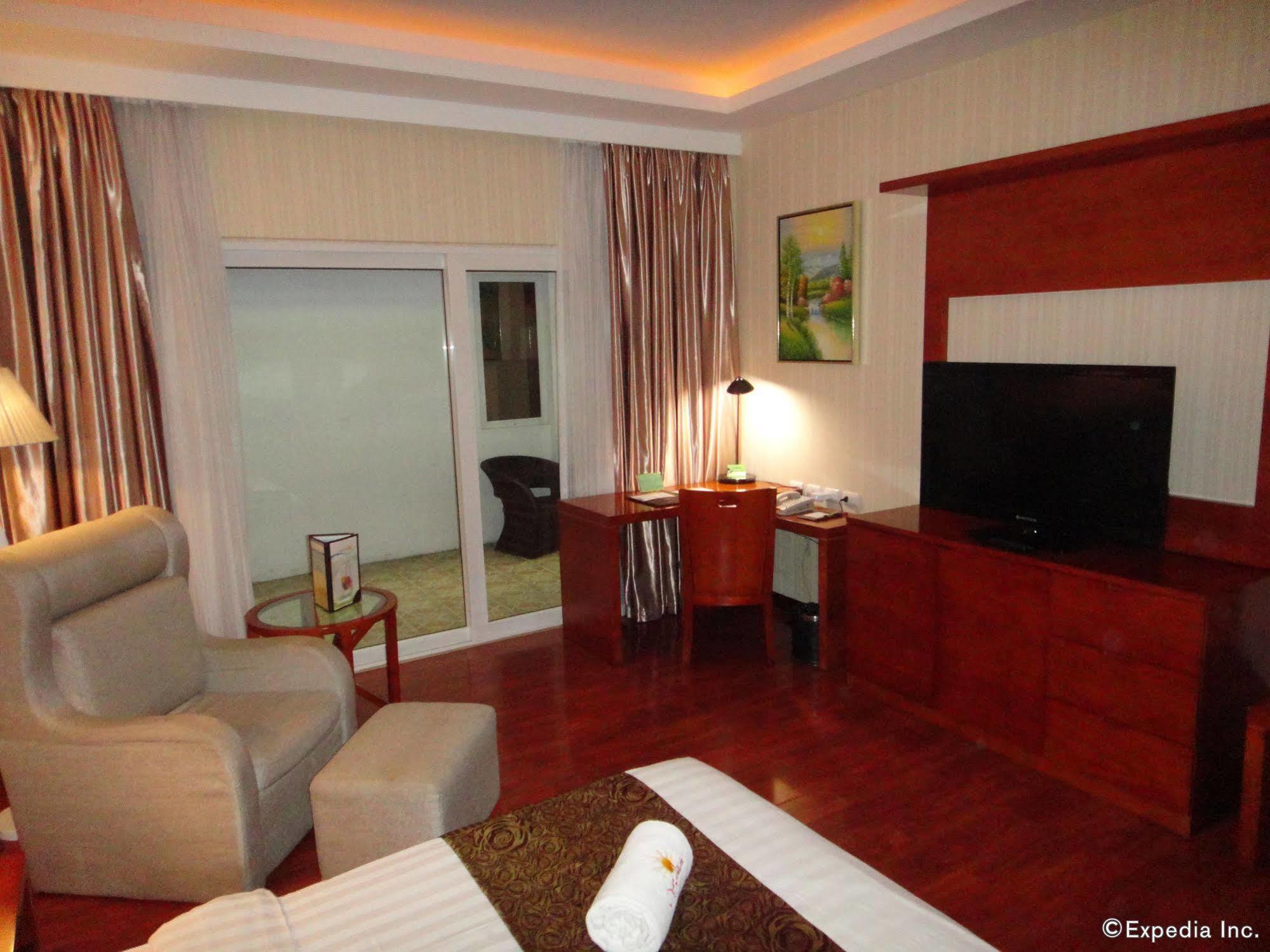 Sunlight Hotel Puerto Princesa Zewnętrze zdjęcie