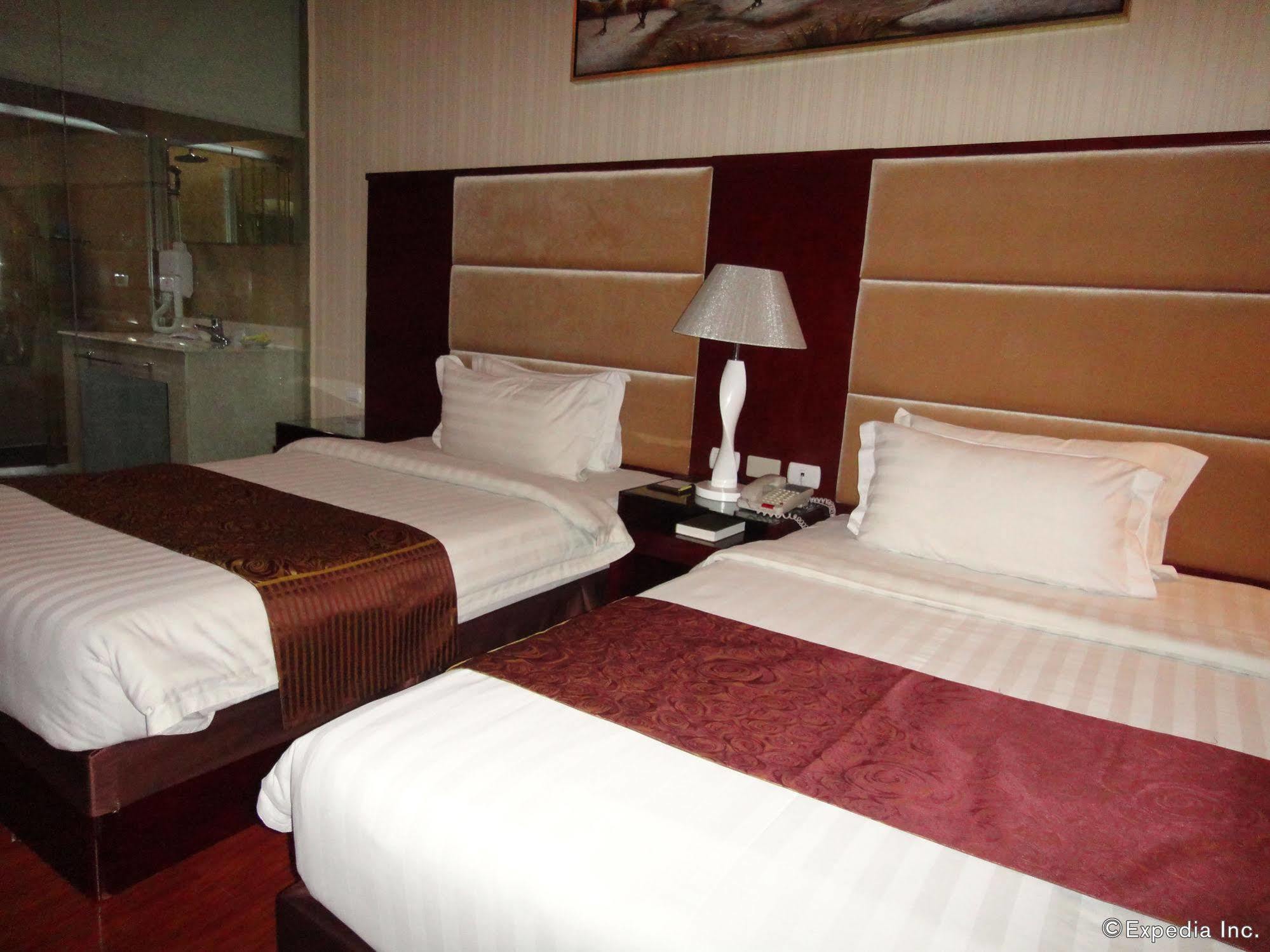 Sunlight Hotel Puerto Princesa Zewnętrze zdjęcie